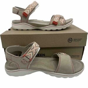 Clarks Women's Amanda Sprint Flat Sandal Sand Suede Leather  Size 8 New